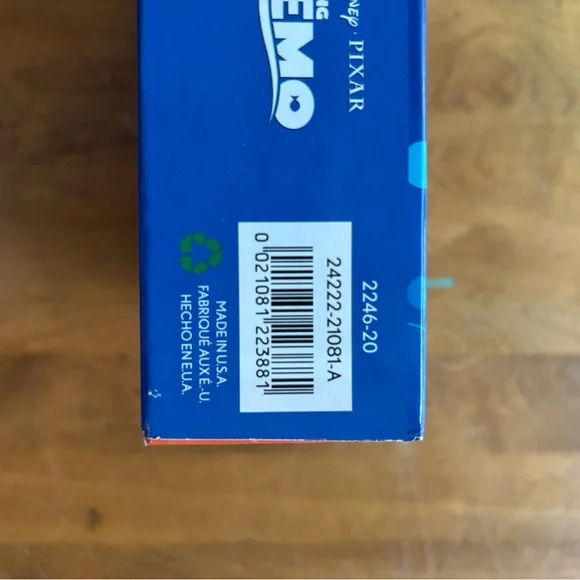 Finding Nemo Puzzle - Blue and Orange - Picture 7 of 7